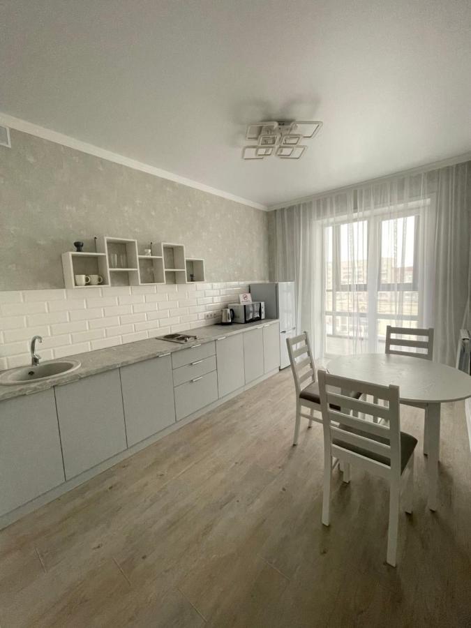 Новая Квартира В Жк Улытау Karagandy Exteriér fotografie
